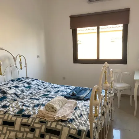 Two Bedroom Duplex :mountain And Sea View Larnaca