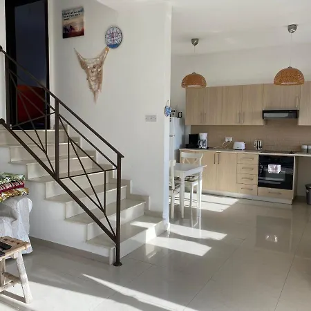 Two Bedroom Duplex :mountain And Sea View